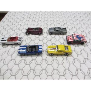 LOT OF 6 TOY CARS